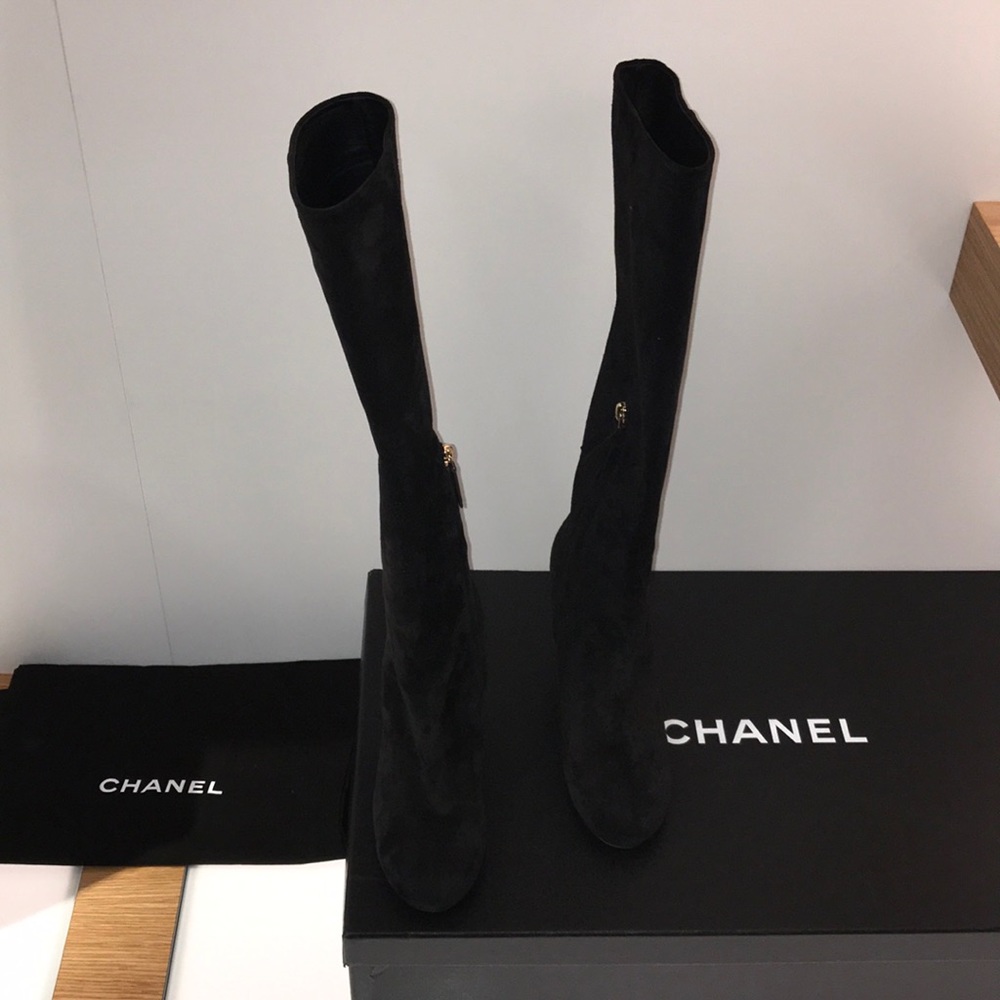 Chanel 90mm CC-Polis High Boot - Picture 2 of 6
